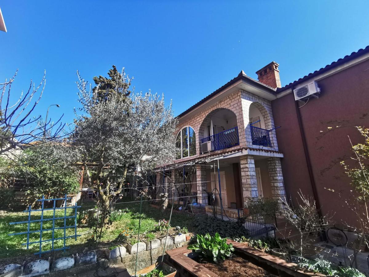 Pri Noni "Istracycle" Apartment Lucija Exterior photo